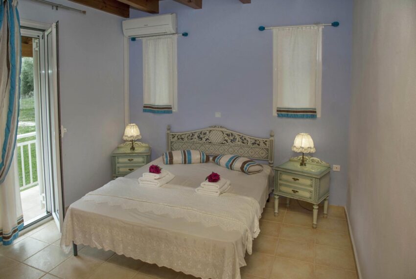 KMA_SALE_HOUSE_LOUTRAKI (2) (Copy)