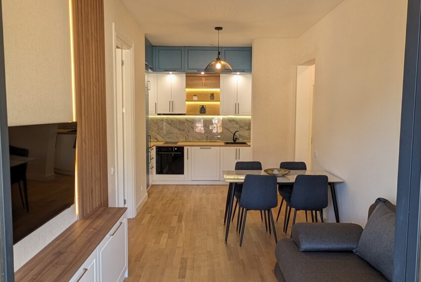 654e25c616c68ced7aab4c2f_28- Great Room