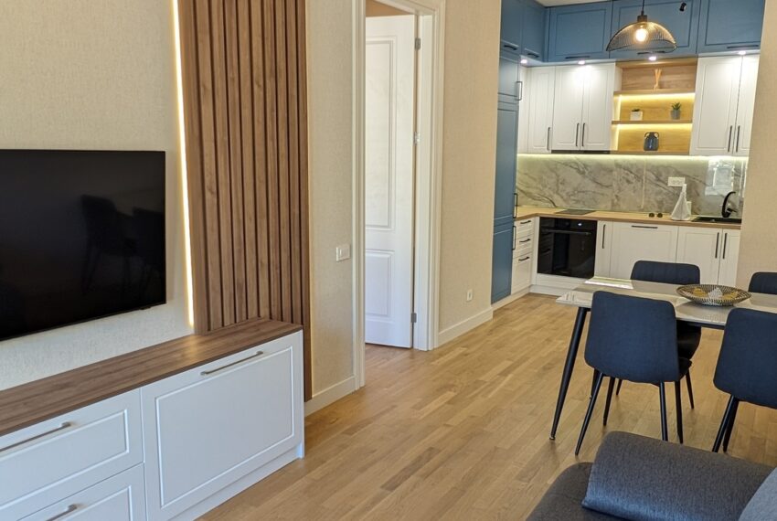 654e25c6a003bb1abf9c7867_27- Great Room