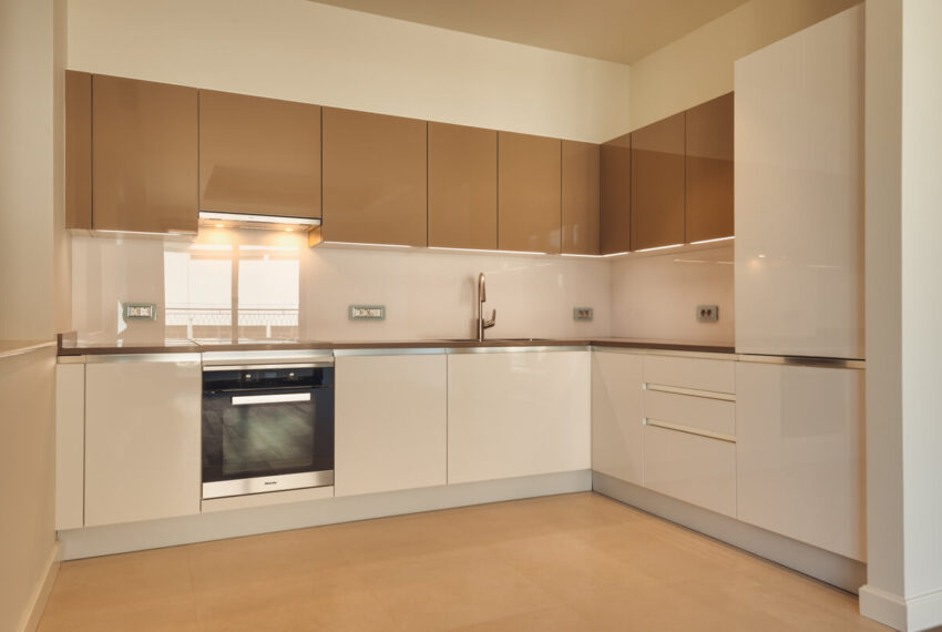 herceg novi apartament czarnogora budva albania wakacje inwestycja mieszkanie dom sprzedam kup wynajem (8)