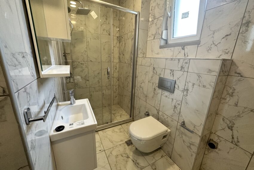 herceg novi budva bar kotor czarnogora apartament mieszkanie dom sprzedaz wynajem inwestycje kup morze basenalbania balkany (1)