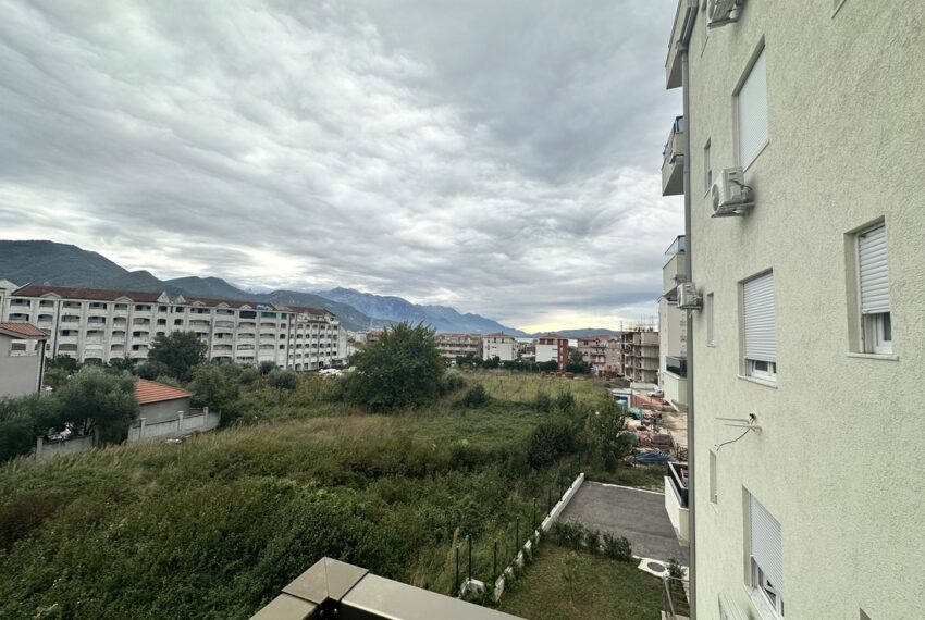 herceg novi budva bar kotor czarnogora apartament mieszkanie dom sprzedaz wynajem inwestycje kup morze basenalbania balkany (3)