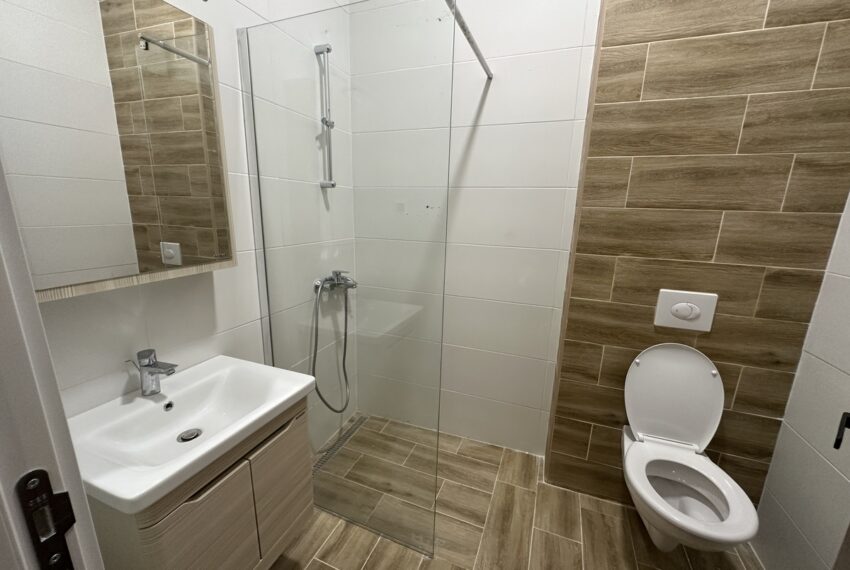 herceg novi budva bar kotor tivat czarnogora mieszkanie dom sprzedaz wynajem apartament kup inwestycja albania balkany (6)