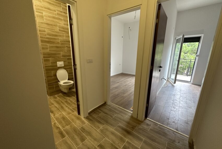 herceg novi budva bar kotor tivat czarnogora mieszkanie dom sprzedaz wynajem apartament kup inwestycja albania balkany (8)
