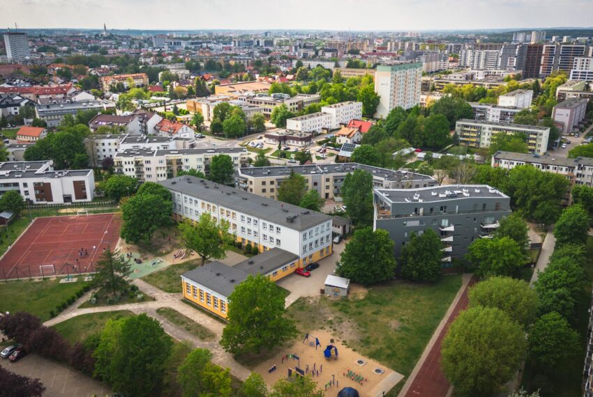 spacerowa 8 białystok mieszkanie zakup kupie nieruchomości inwestycja wynajem lokator dom bialystok bojary centrum parter ogrodek (4) (Copy)
